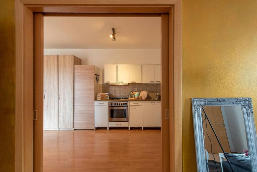 Crystal View Apartment Bratislava Exterior photo