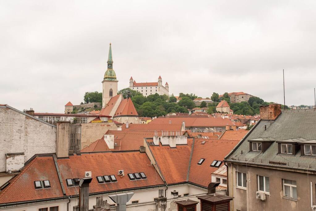Crystal View Apartment Bratislava Exterior photo